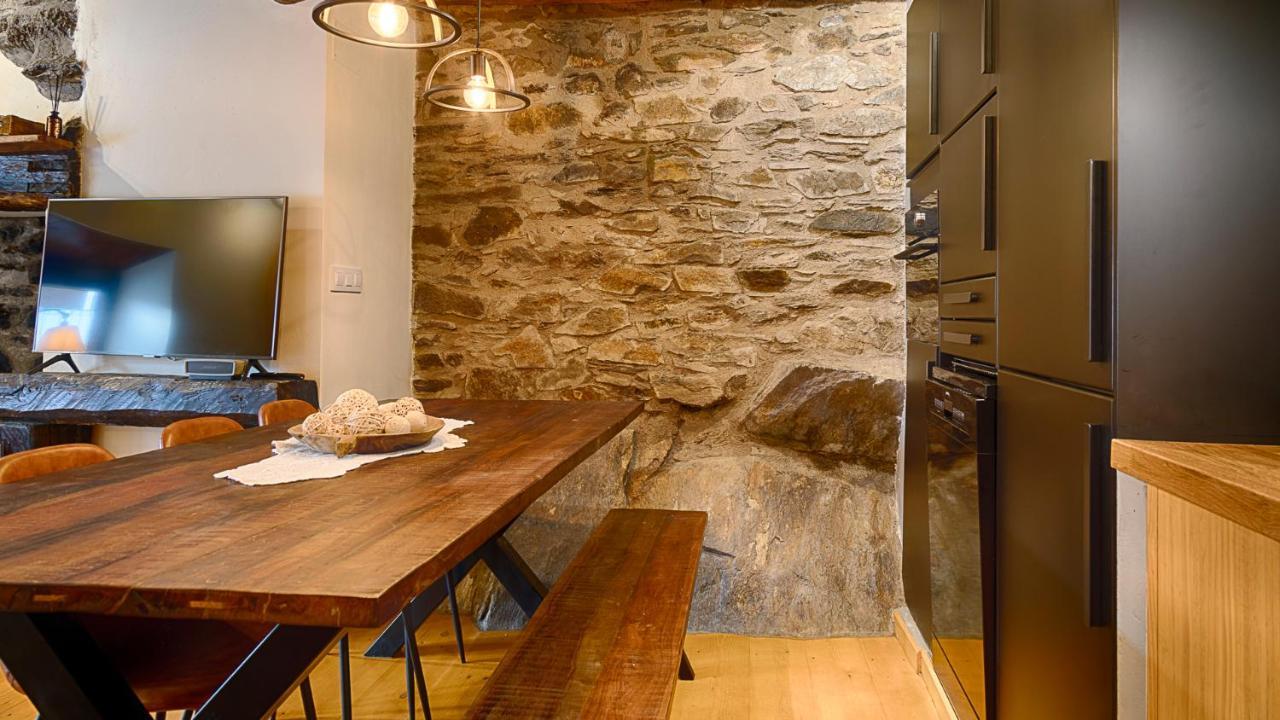 Saplan Real Estate Vilamos Villa Esterno foto