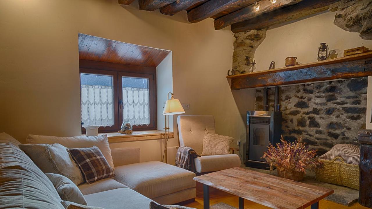 Saplan Real Estate Vilamos Villa Esterno foto
