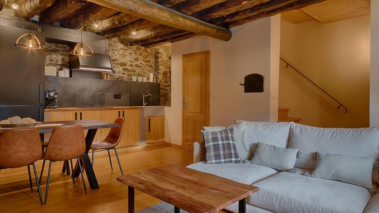 Saplan Real Estate Vilamos Villa Esterno foto